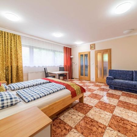 Apartmán blizko centra Prahy Prága Kültér fotó
