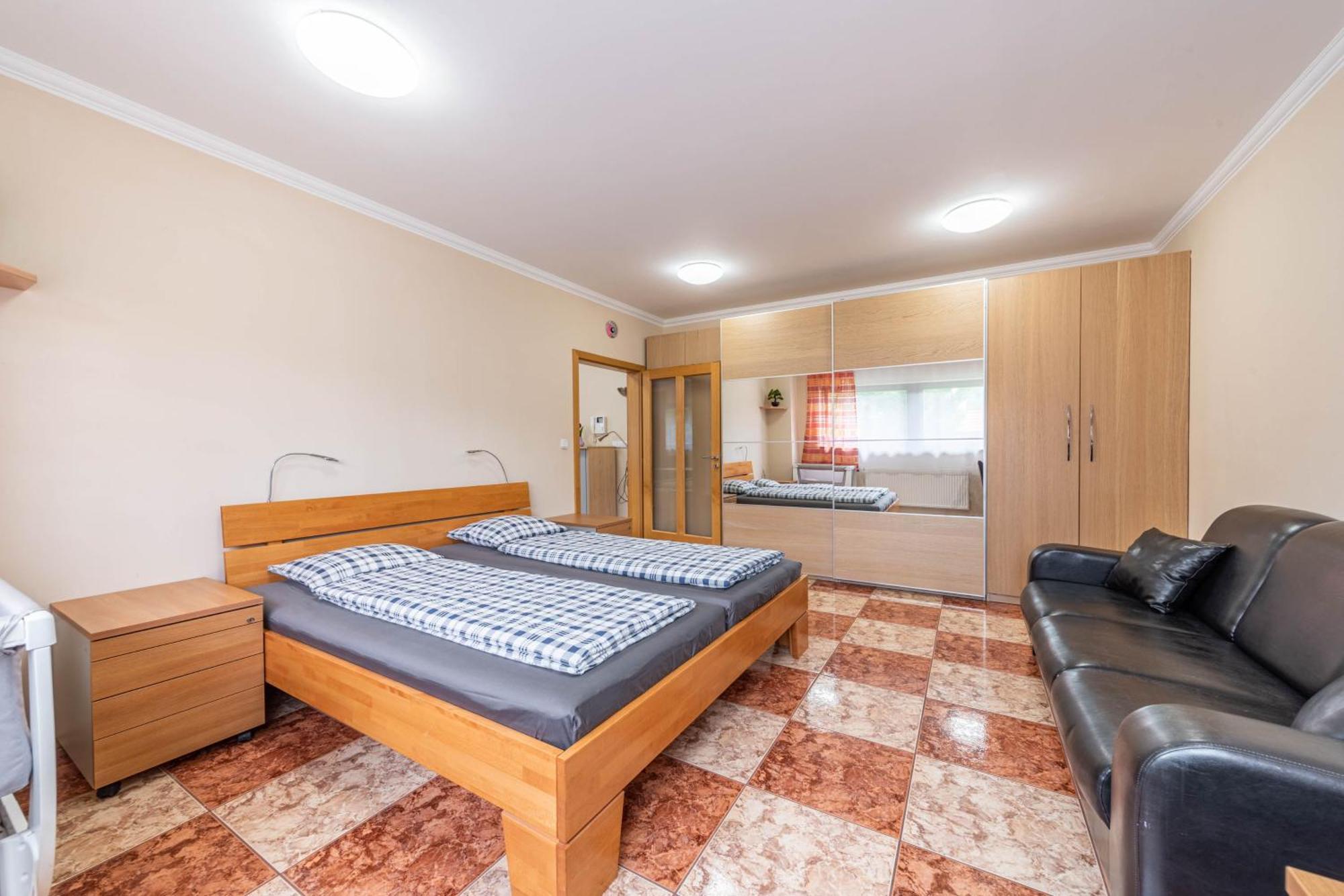 Apartmán blizko centra Prahy Prága Kültér fotó